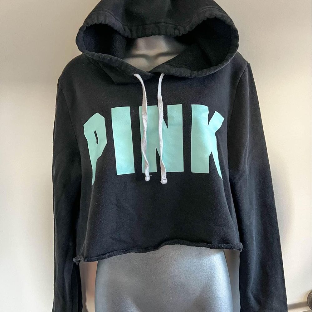 PINK Victoria’s Secret Crop Hoodie
